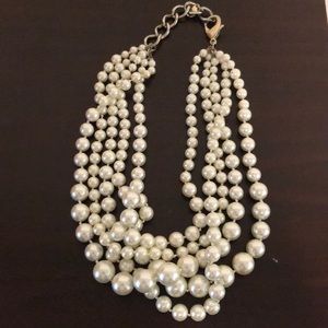 Bold Pearl Necklace